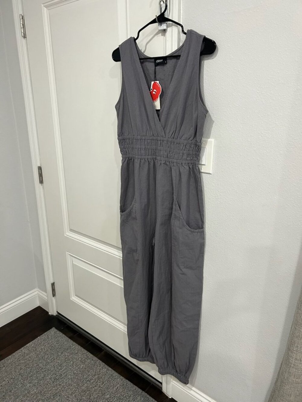 Cider Large Gray Sleeveless Elastic Waist Jumpsuit Pockets Clean Girl NWT - Picture 6 of 13